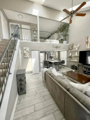 $295,000 | 1906 Ozark Parkway, Algonquin, IL 60102