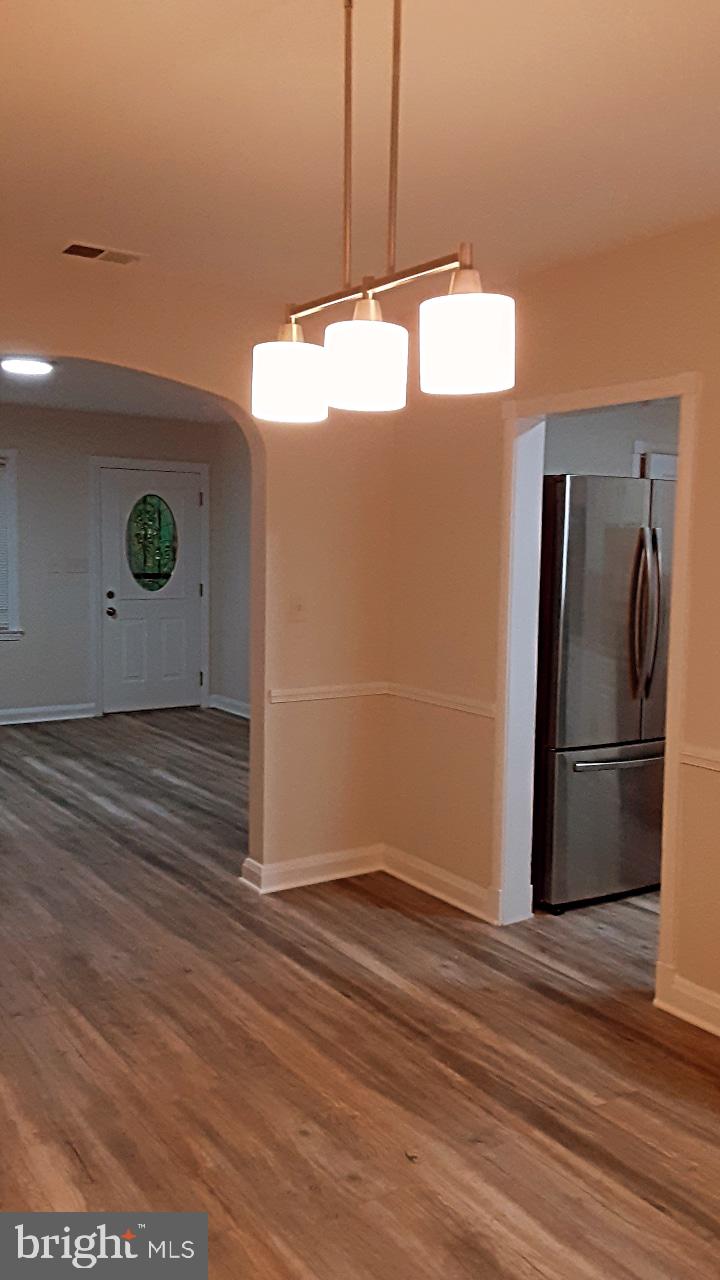 5505 Hillen Road Baltimore, MD 21239 - Photo 9 of 21 Dining room