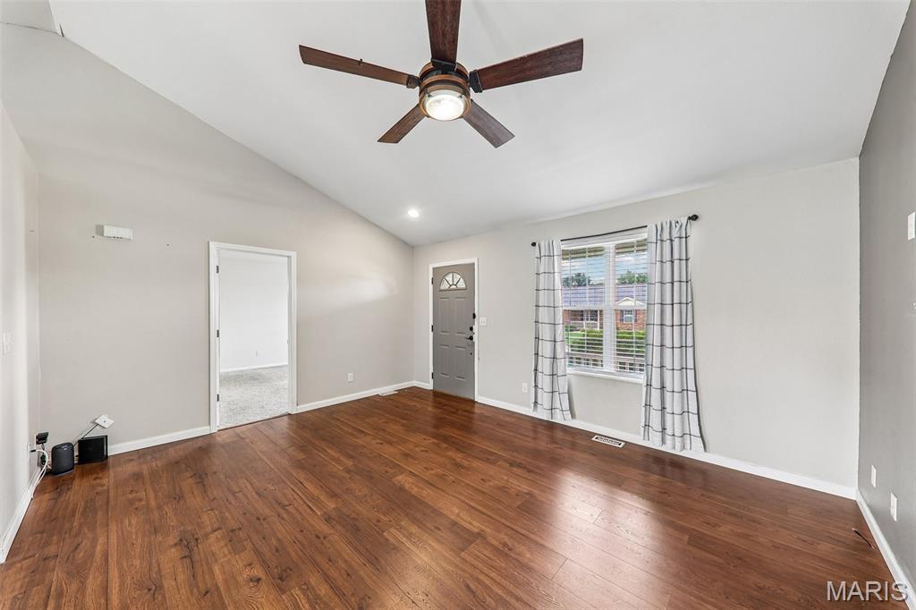 409 Hartman Lane Waterloo, IL 62298 - Photo 6 of 31