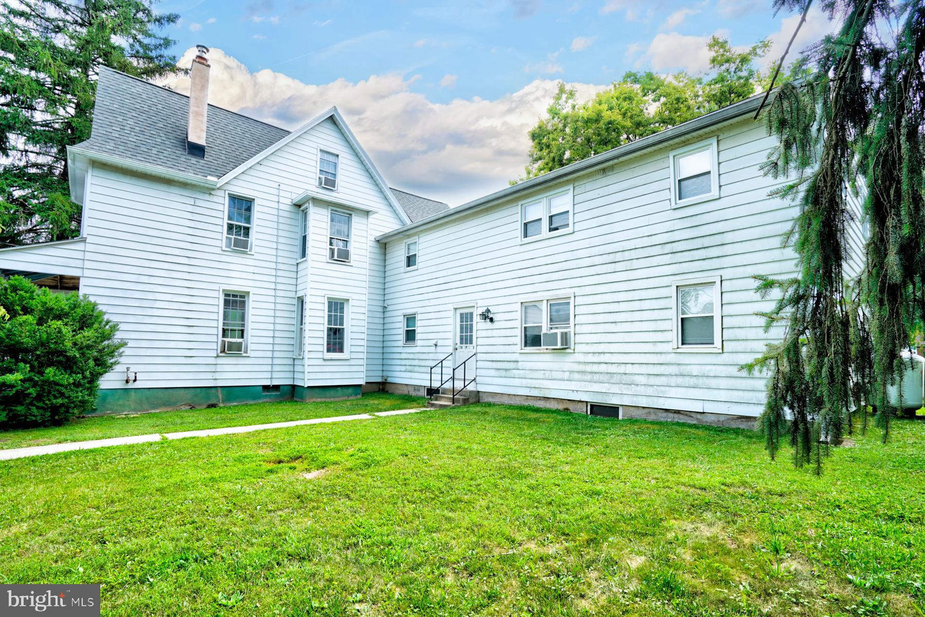 608 Heckel Avenue Spring City, PA 19475 - Photo 2 of 51 Gallery Image 2
