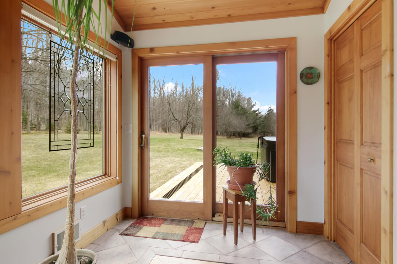 1670 North Haze Road Beulah, MI 49617 - Photo 33 of 68 29-Scene-32
