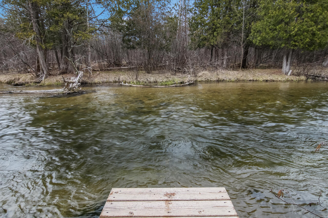 1670 North Haze Road Beulah, MI 49617 - Photo 9 of 68 5-Scene-5