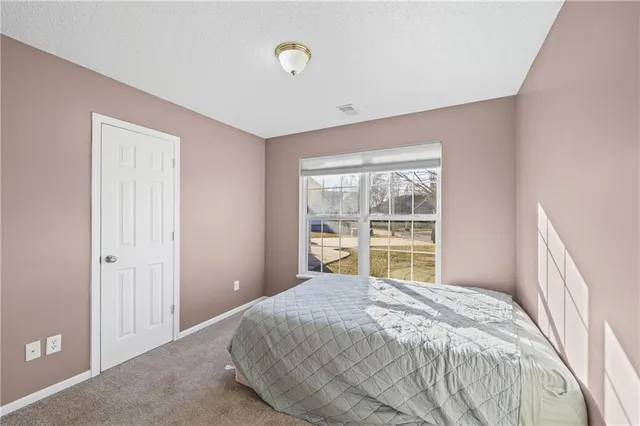 $290,000 | 1007 Southwest Blue Branch Drive, Grain Valley, MO 64029