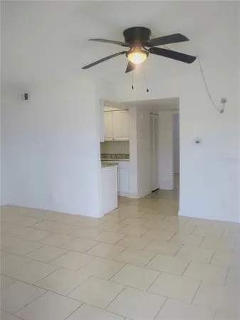 $1,025 | 302 South Spring Garden Avenue, Unit B09, DeLand, FL 32720