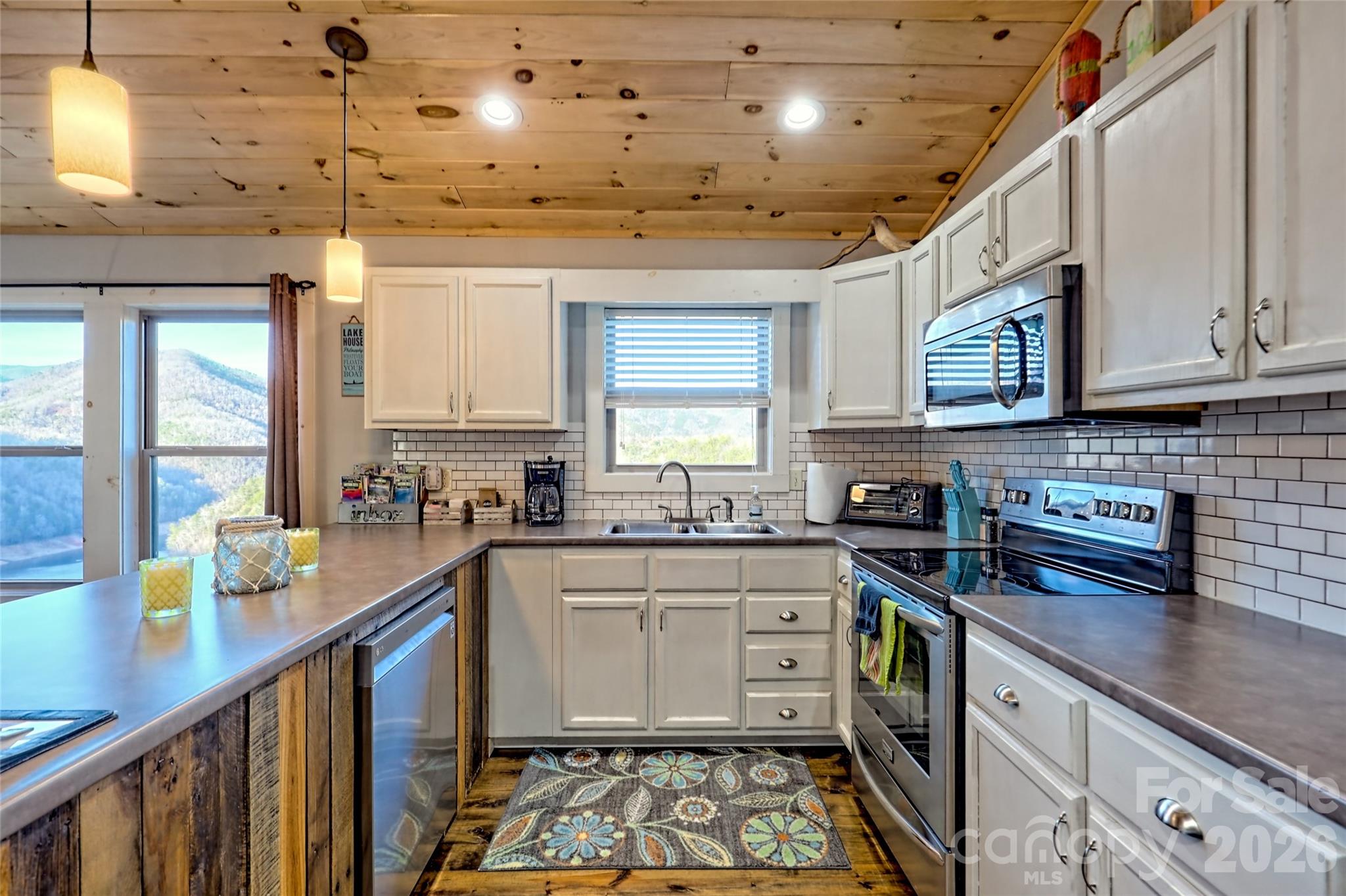 1628 Round Hill Road Bryson City, NC 28713 - Photo 39 of 47