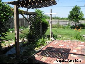 3405 South College Street Springfield, IL 62703 - Photo 6 of 9