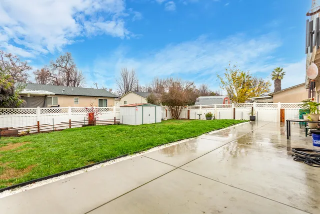 $319,000 | 3516 Barkwood Drive, Anderson, CA 96007