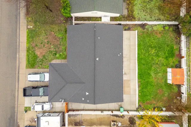 $319,000 | 3516 Barkwood Drive, Anderson, CA 96007