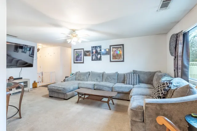 $319,000 | 3516 Barkwood Drive, Anderson, CA 96007