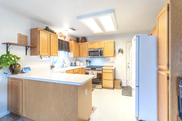 $319,000 | 3516 Barkwood Drive, Anderson, CA 96007