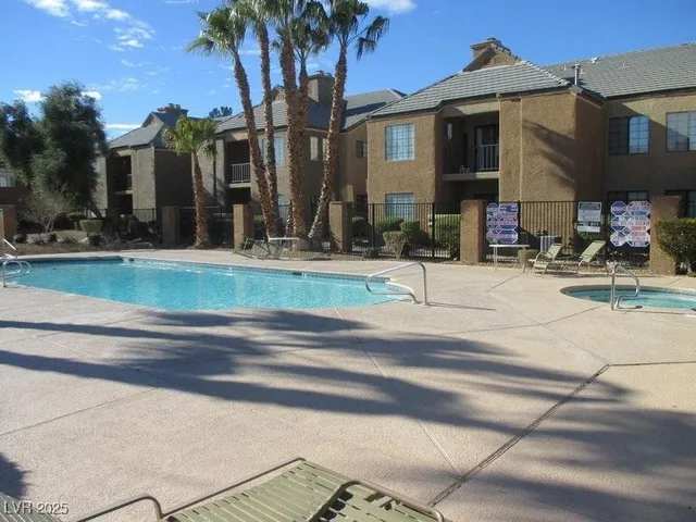 $1,225 | 2700 North Rainbow Boulevard, Unit 2086, Las Vegas, NV 89108