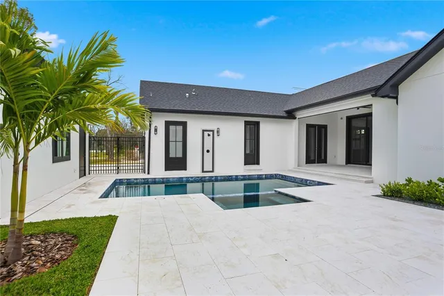 $2,300,000 | 1118 Sarah Mathews Drive, Oakland, FL 34787