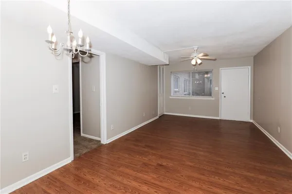 $975 | 3300 College Street, Unit 11, College Park, GA 30337