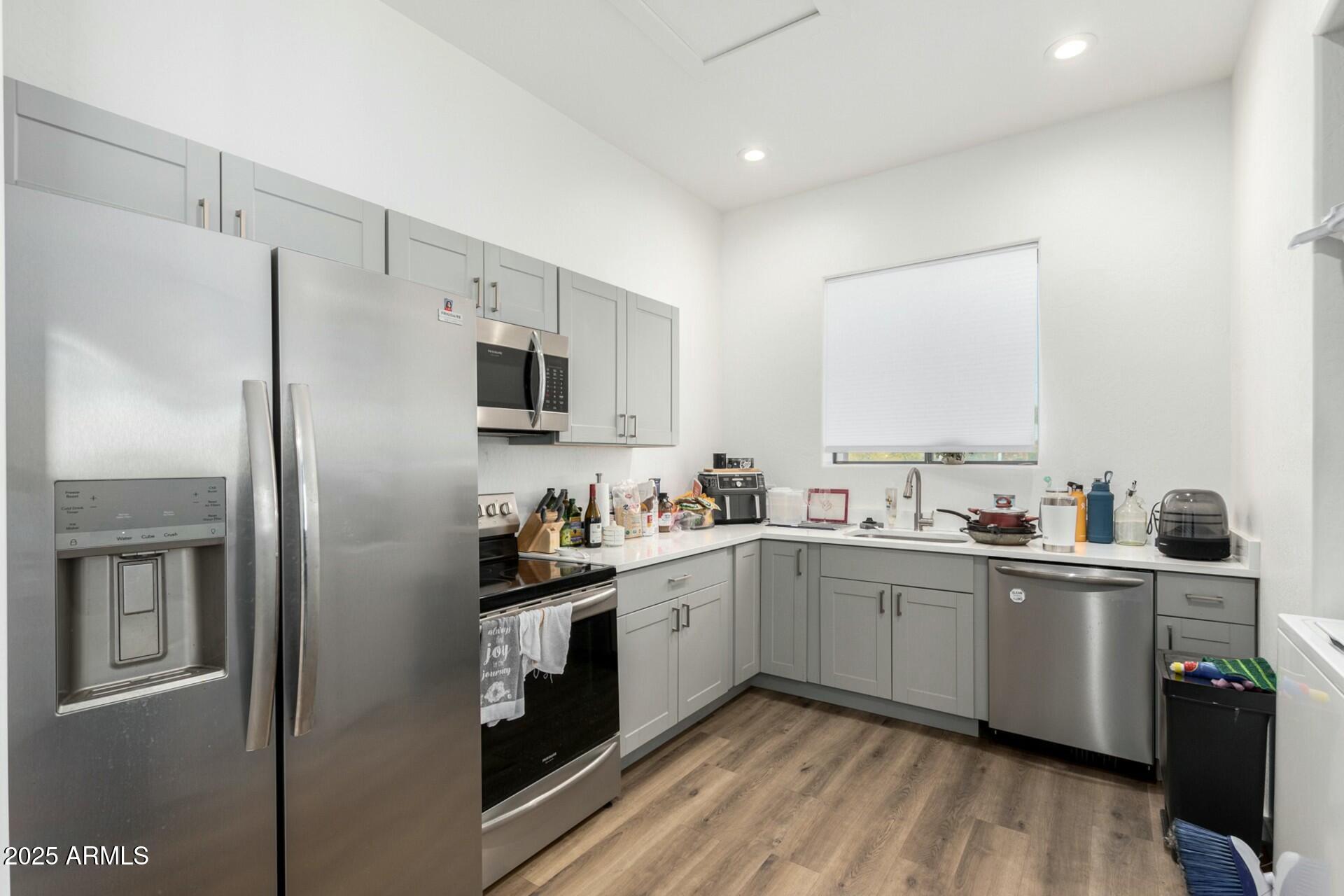 509 West McDowell Road, Unit 103 Phoenix, AZ 85003 - Photo 5 of 13 tempImagenrAfbW