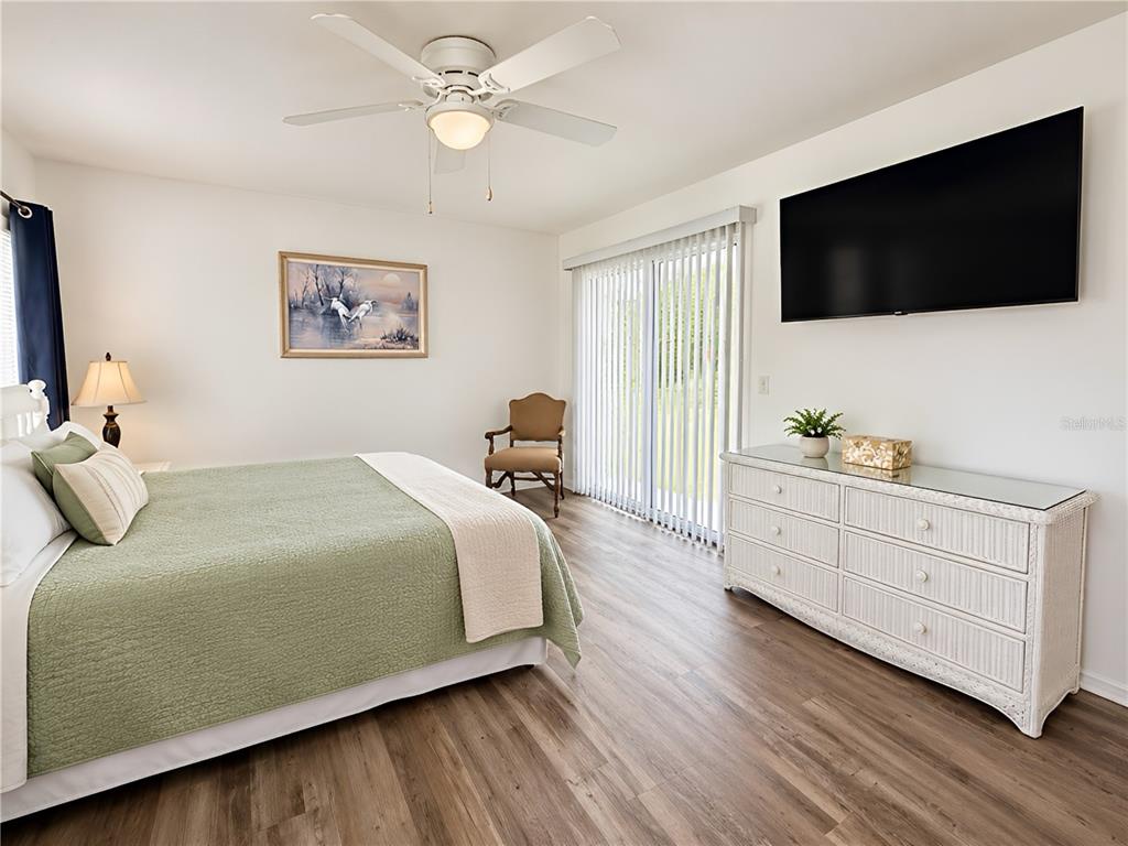 4227 Conrad Road Venice, FL 34293 - Photo 4 of 19 Gallery Image 4