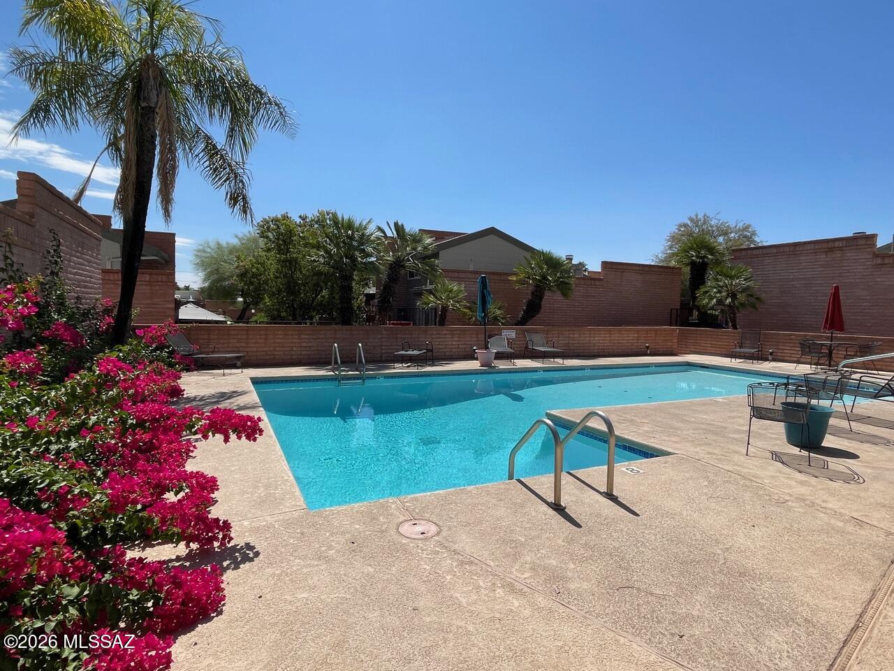 4315 East Presidio Road Tucson, AZ 85712 - Photo 3 of 47