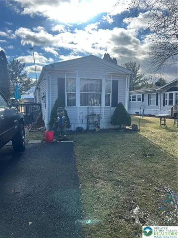 $49,900 | 285 Greenbriar Drive South, Bath, PA 18014