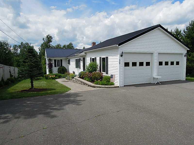39 East Presque Isle Road Caribou, ME 04736 - Photo 32 of 32 Exterior Front.
