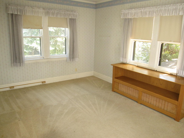 83 Lawton Road Riverside, IL 60546 - Photo 14 of 23