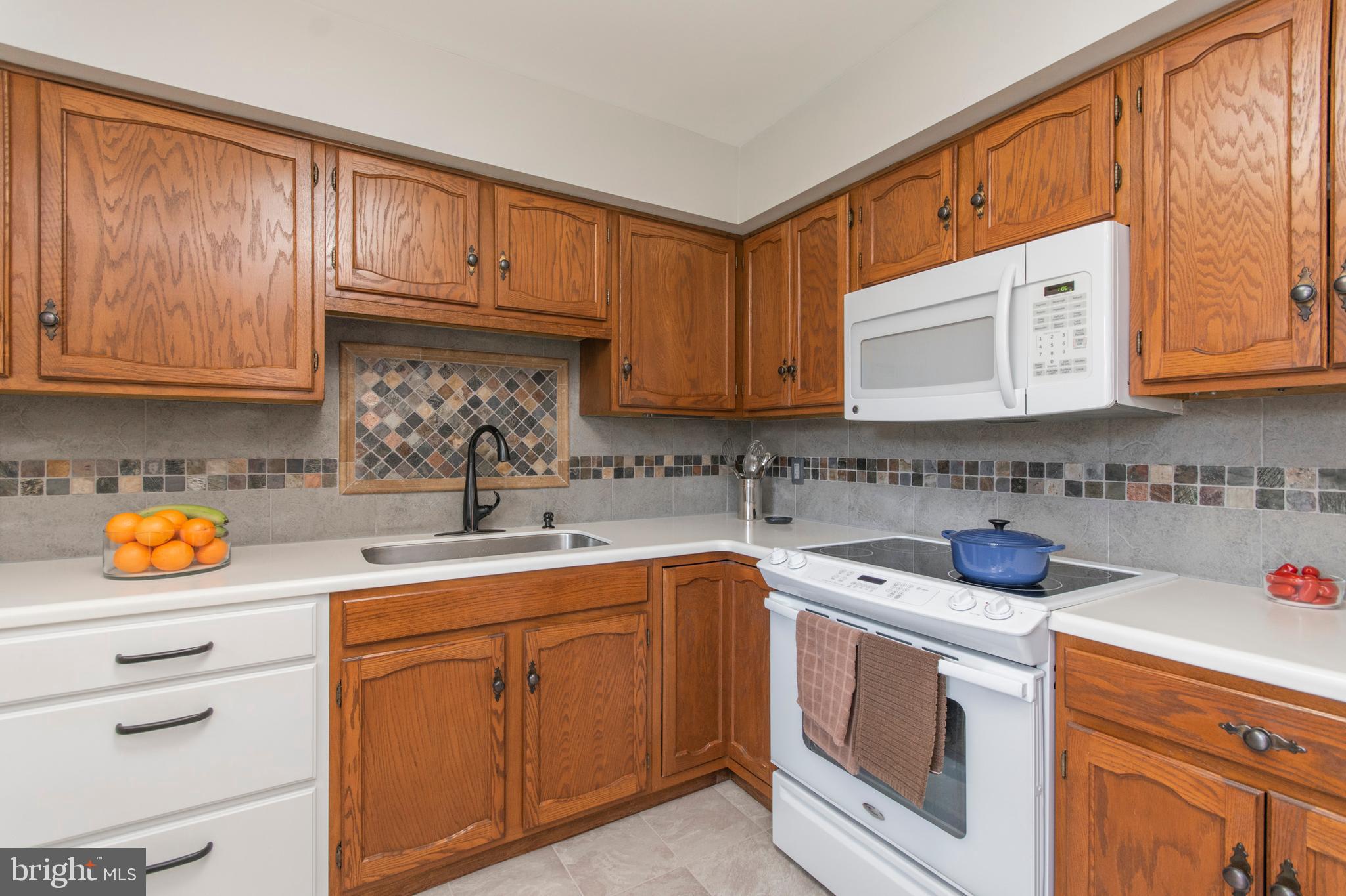 262 Valley Stream Lane Chesterbrook, PA 19087 - Photo 17 of 29 Gallery Image 17