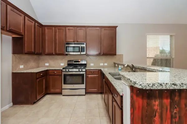 $1,705 | 16342 River Wood Court, Crosby, TX 77532
