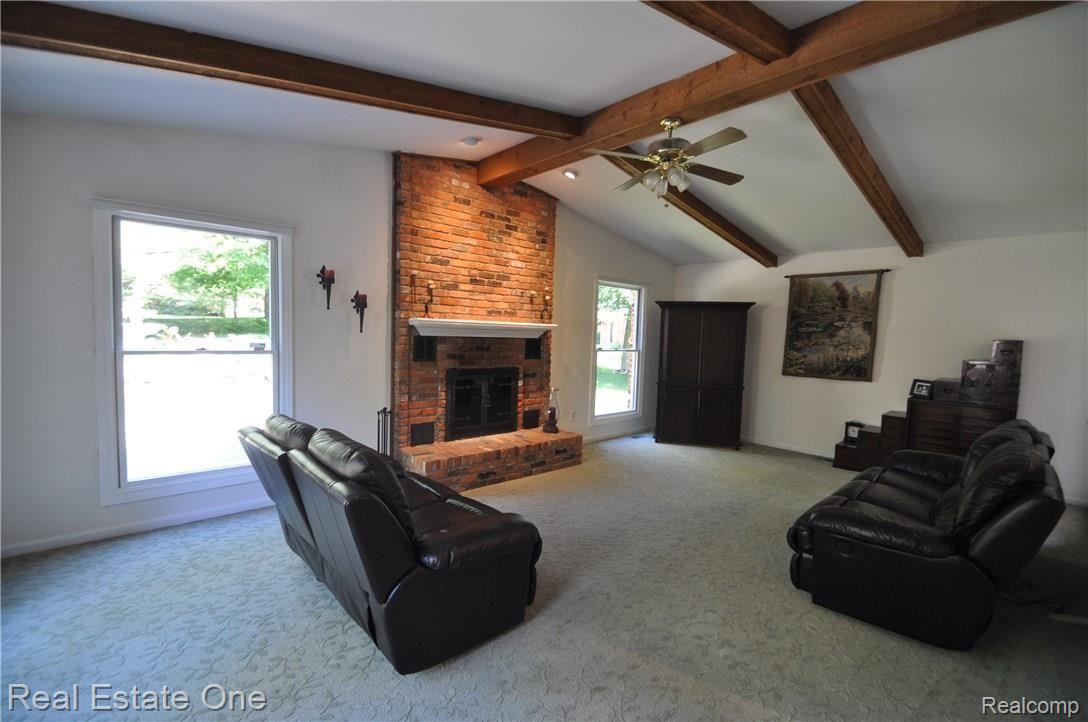 1815 Jason Circle Rochester, MI 48306 - Photo 13 of 39 16.JPG