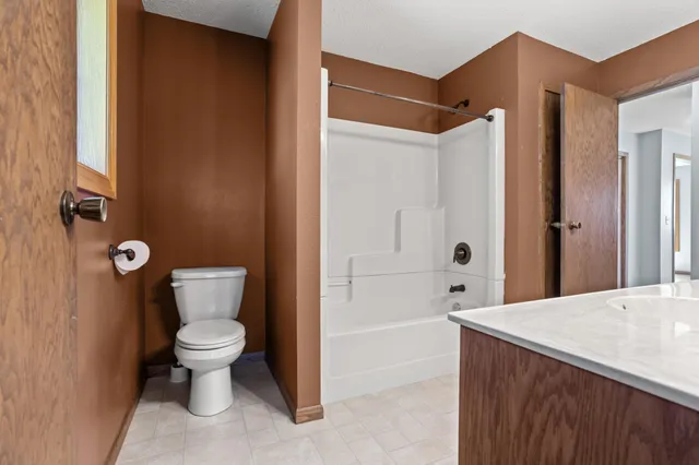 $670,000 | 7775 750th Avenue, Tintah, MN 56583