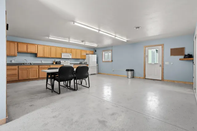 $670,000 | 7775 750th Avenue, Tintah, MN 56583