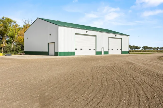 $670,000 | 7775 750th Avenue, Tintah, MN 56583