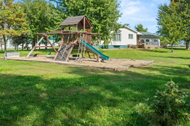 $670,000 | 7775 750th Avenue, Tintah, MN 56583