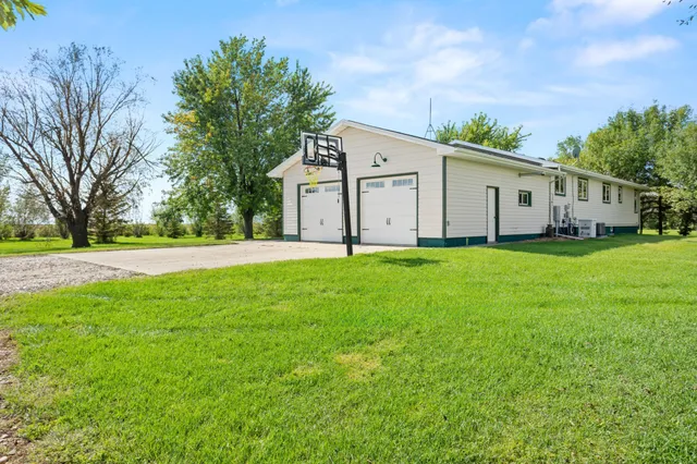 $670,000 | 7775 750th Avenue, Tintah, MN 56583