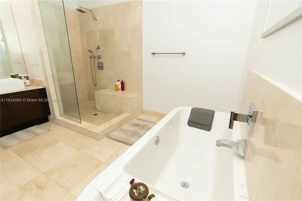 $1,099,000 | 150 Sunny Isles Boulevard, Unit 1TH403, Sunny Isles Beach, FL 33160