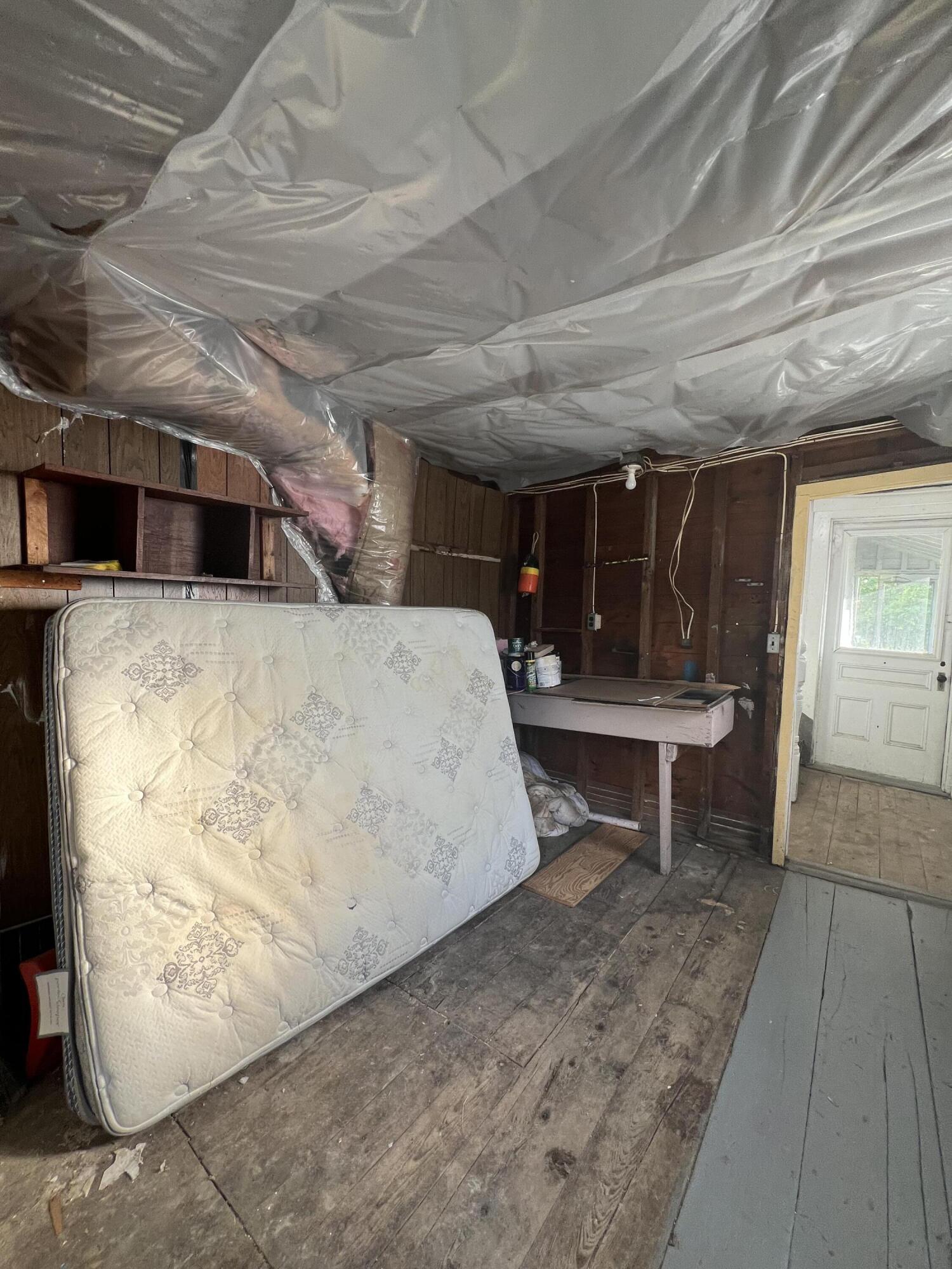 360 Water Street Ellsworth, ME 04605 - Photo 8 of 39 Entry