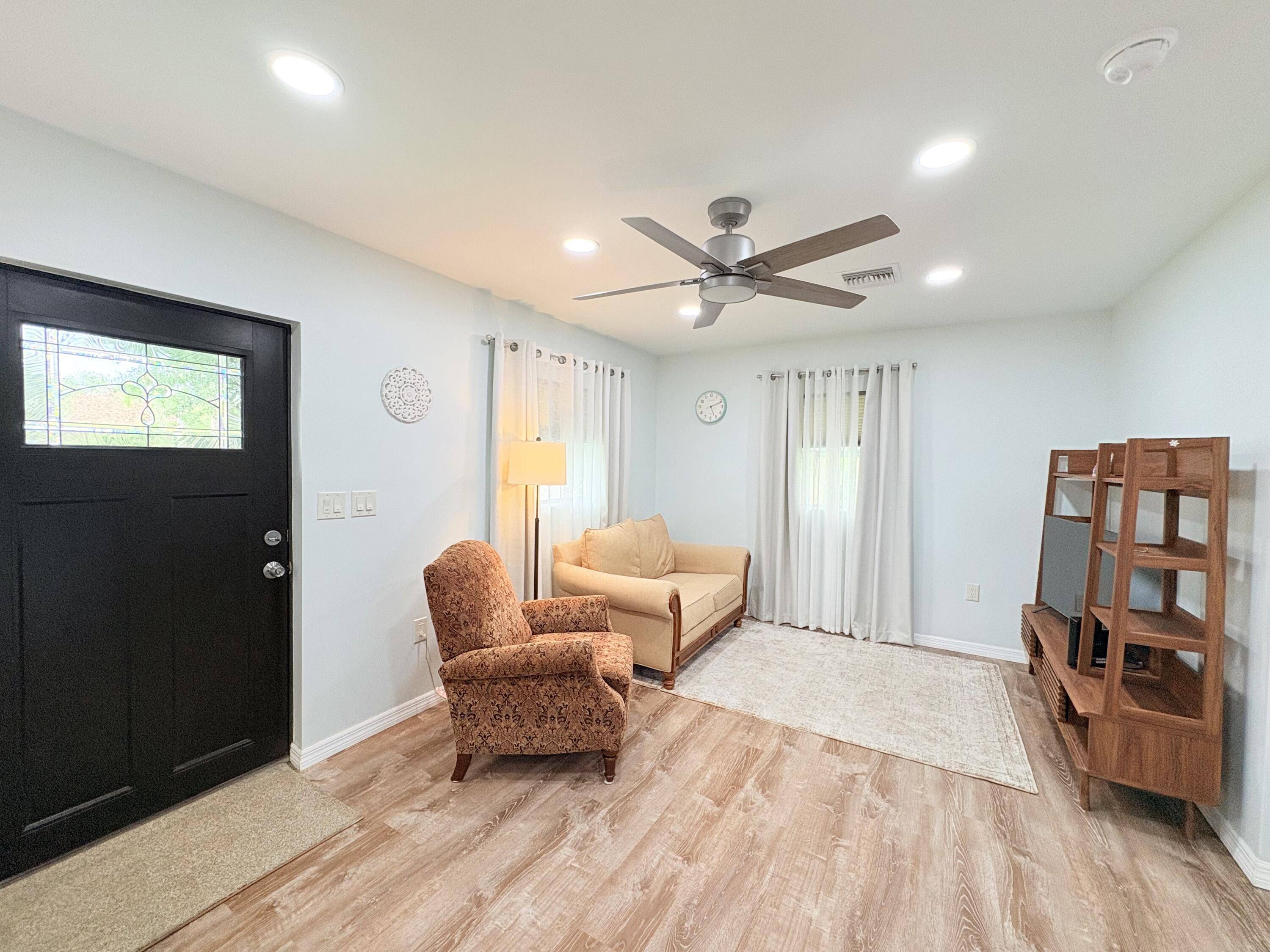 1728 Southwest 8th Street Okeechobee, FL 34974 - Photo 13 of 36 IMG_7532