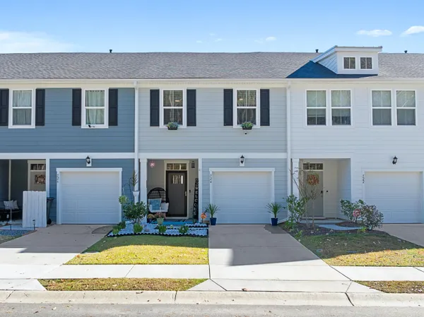 $300,000 | 524 Trotters Lane, Moncks Corner, SC 29461