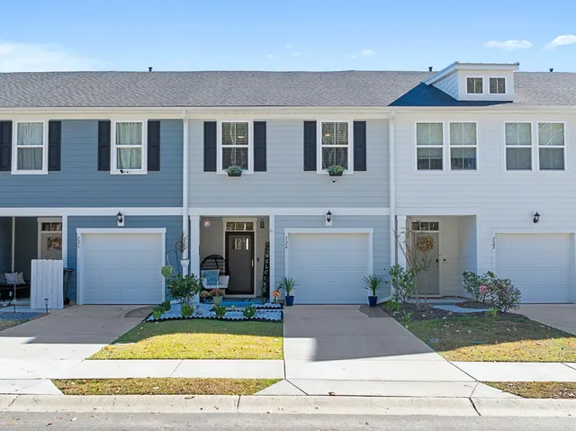 $329,990 | 524 Trotters Lane, Moncks Corner, SC 29461