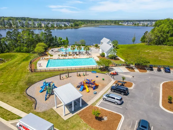 $300,000 | 524 Trotters Lane, Moncks Corner, SC 29461