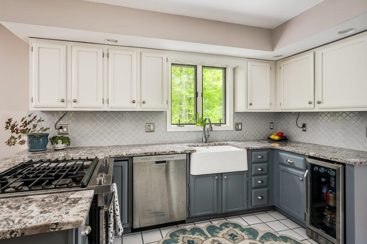 443 Tolend Road Dover, NH 03820 - Photo 14 of 58