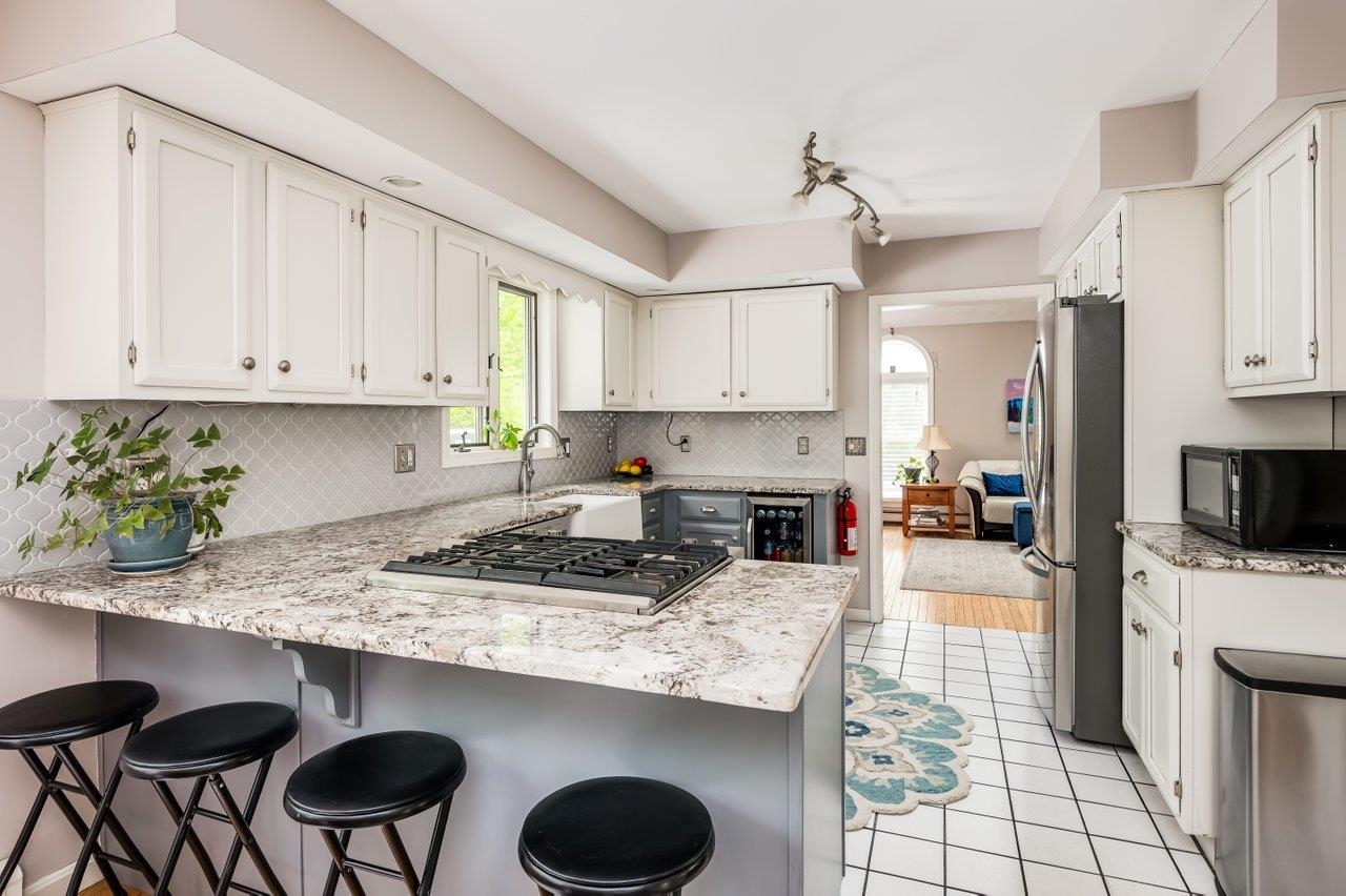 443 Tolend Road Dover, NH 03820 - Photo 15 of 58