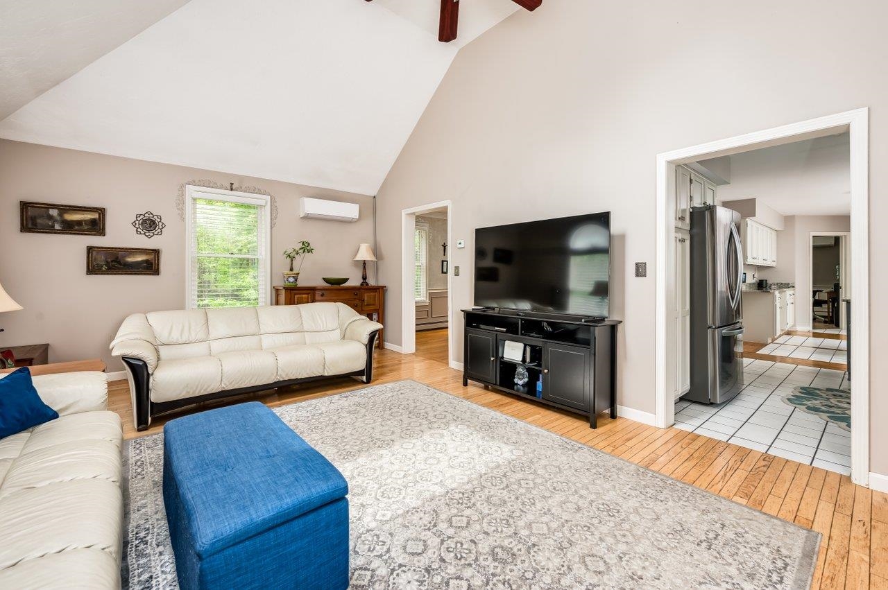 443 Tolend Road Dover, NH 03820 - Photo 8 of 58