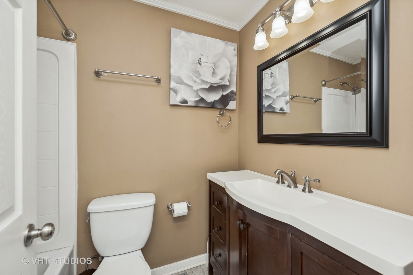 333 Ramble Road Lake In The Hills, IL 60156 - Photo 7 of 24 Gallery Image 7