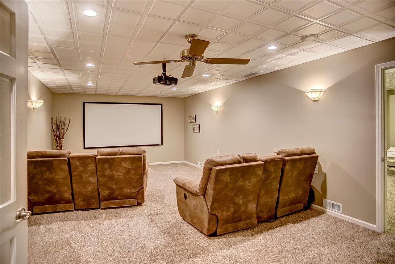 14607 Houk Road Monroeville, IN 46773 - Photo 24 of 36