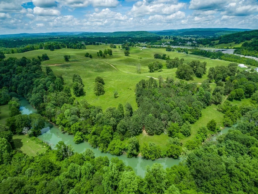 899 Messenger Road Sparta, TN 38583 - Photo 16 of 68 a view of a lush green field
