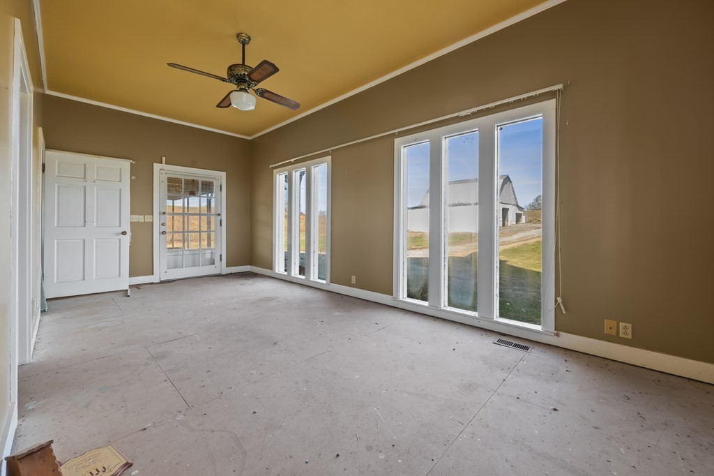 899 Messenger Road Sparta, TN 38583 - Photo 47 of 68 a view of a room with a ceiling fan and window