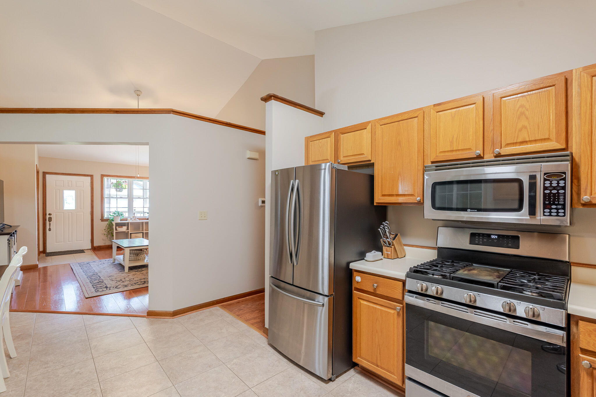 2136 Texas Street Chesterton, IN 46304 - Photo 6 of 25 2048x1366