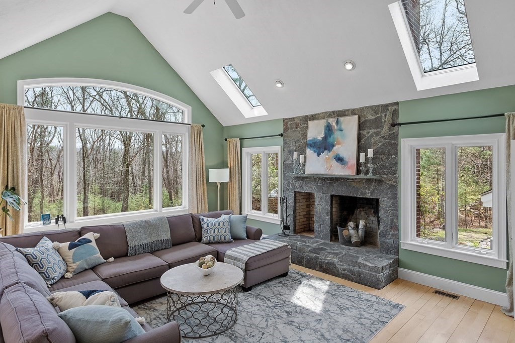 398 Depot Road Boxborough, MA 01719 - Photo 11 of 42 Gallery Image 11