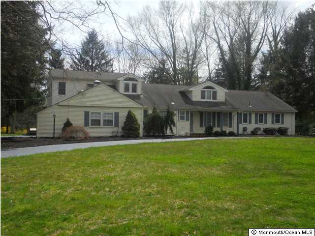 93 Tulip Lane Colts Neck, NJ 07722 - Photo 1 of 10 Primary Photo