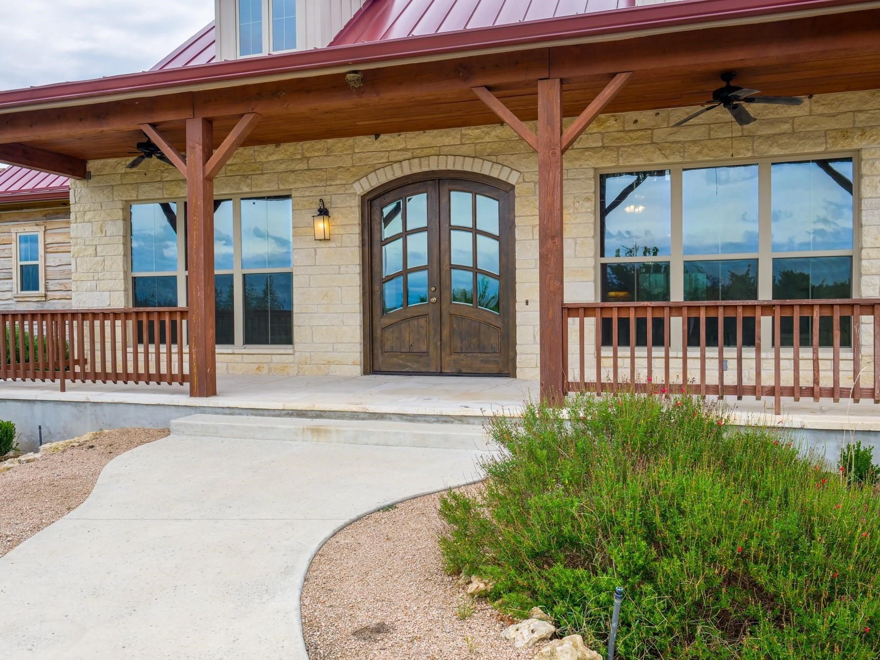 529 Vista Rdg Drive Round Mountain, TX 78663 - Photo 7 of 40