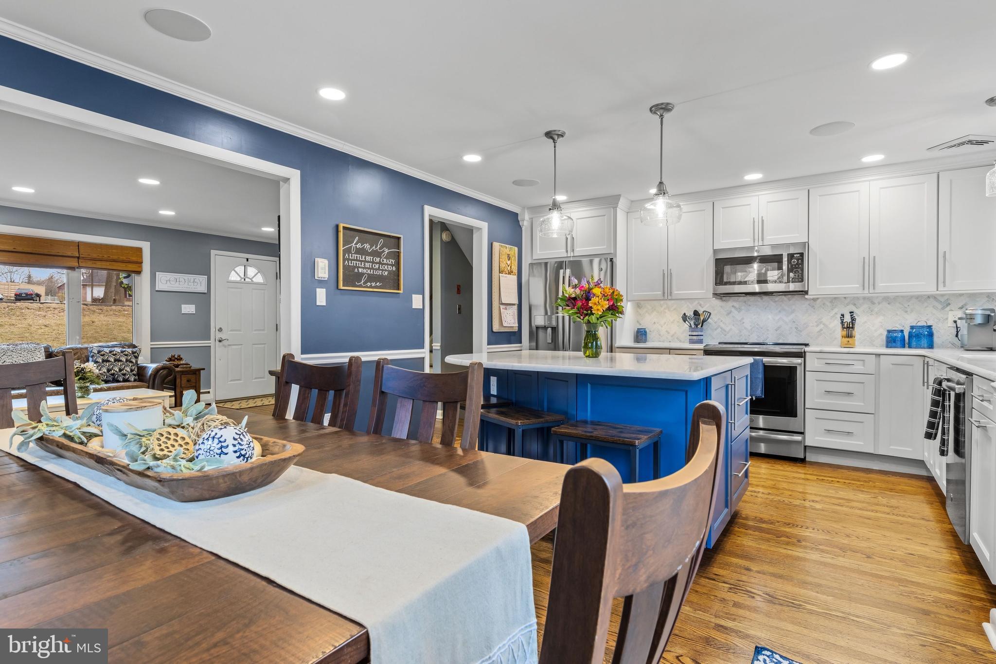 219 Summit Road Malvern, PA 19355 - Photo 7 of 26 Dining room / Kitchen