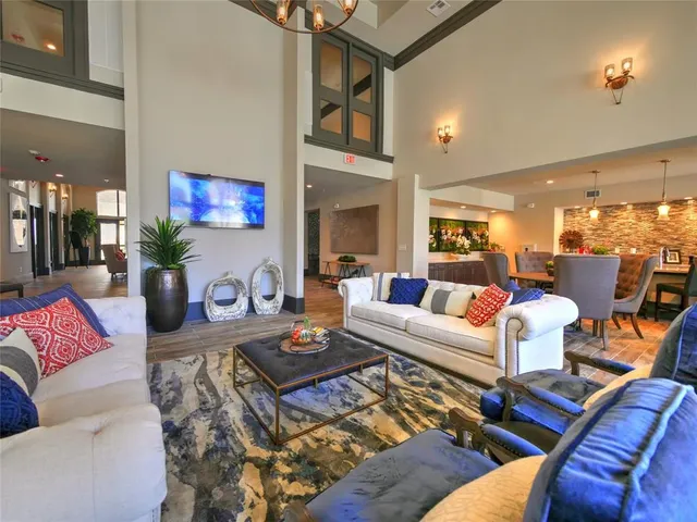 $1,900 | 5353 Space Center Boulevard, Unit B1, Pasadena, TX 77505